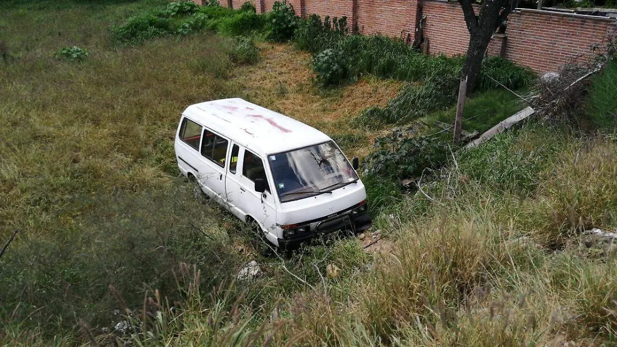 18 AGO CAMIONETA TERMINO